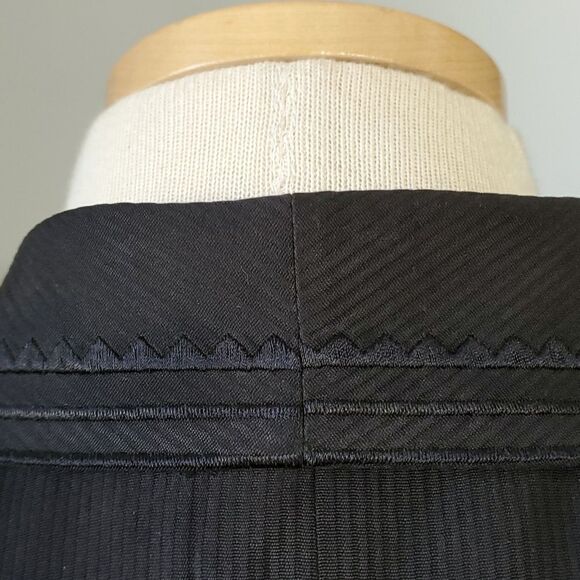 NANCY HELLER SAKS, BLACK 💯 % SILK JACKET. P Small, Dark Academia style. - Picture 7 of 9